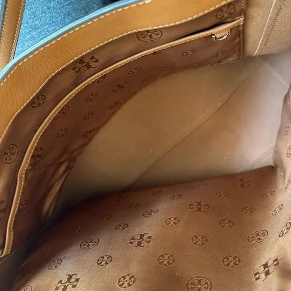 Tory Burch York Buckle Leather Tote Bag - Picture 6 of 9